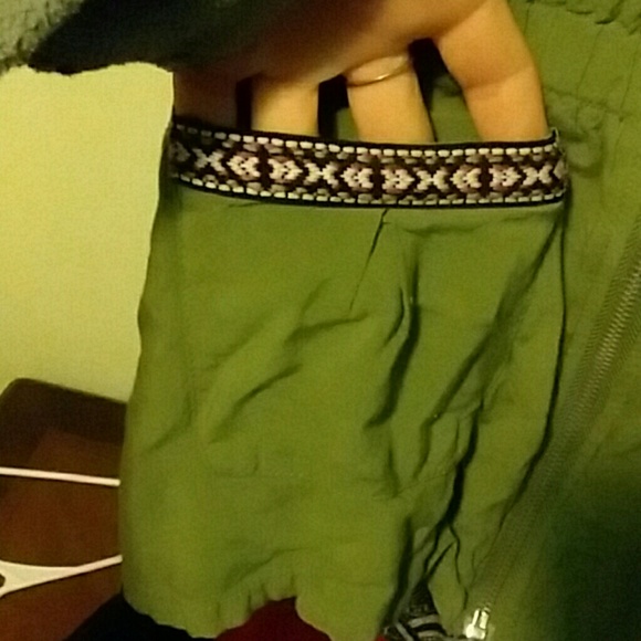 Clothes - Picture 2 of 3